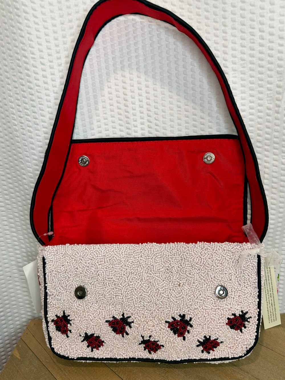 Viral Beaded Ladybug Shoulder Bag!! - Picture 8 of 9